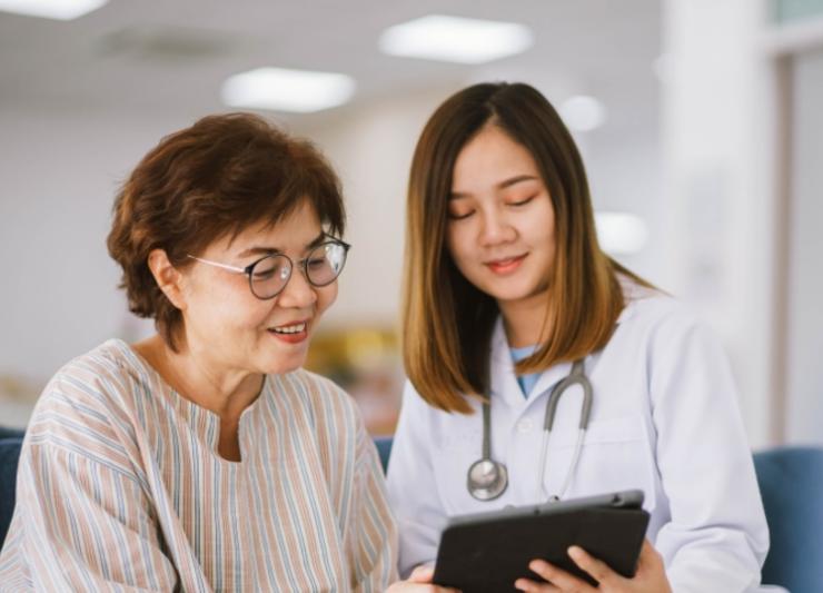 Patient going to hospital for peritonitis treatment